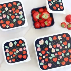 A Little Lovely Company Charlie Lunch & Snack Box strawberries