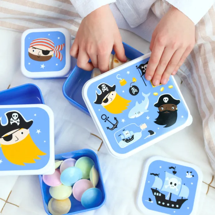 A Little Lovely Company Charlie Lunch & Snack Box box pirates
