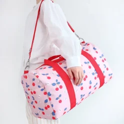 A Little Lovely Company Sam Weekendbag cherries