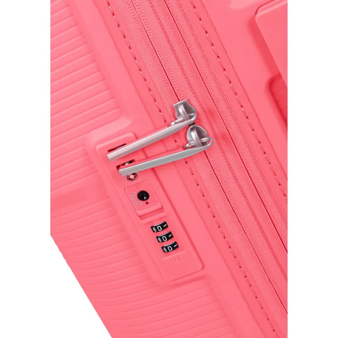 American Tourister Starvibe Spinner 67 EXP sun kissed coral