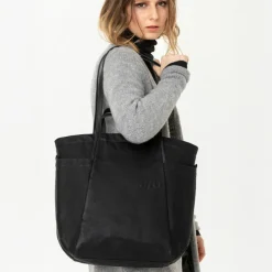 Aunts & Uncles Takamatsu black