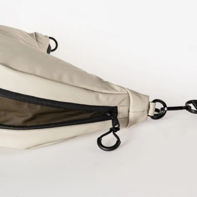 Aunts & Uncles Yoshii RE Shoulderbag dust