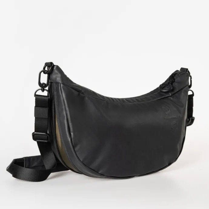 Aunts & Uncles Yoshii RE Shoulderbag black