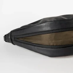 Aunts & Uncles Yoshii RE Shoulderbag black