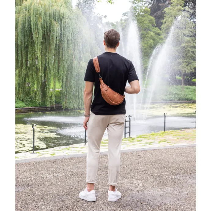 Bear Design Toon Crossbody feather
