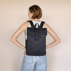 Bold Banana Envelope Backpack beautiful black
