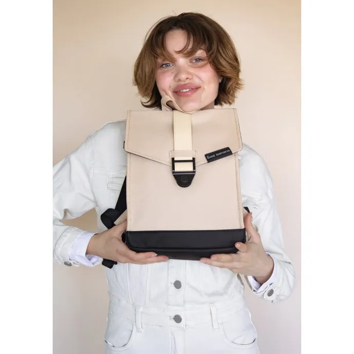 Bold Banana Envelope Mini Backpack natural nude