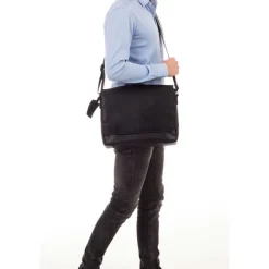 Burkely Vintage Juul Messenger Bag black