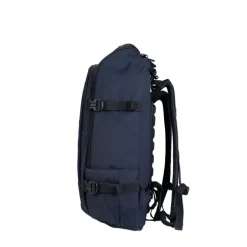 CabinZero Adventure Pro 32L Cabin Backpack absolute black