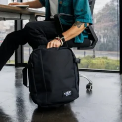 CabinZero Classic 28L Ultra Light Cabin Bag Tech absolute black