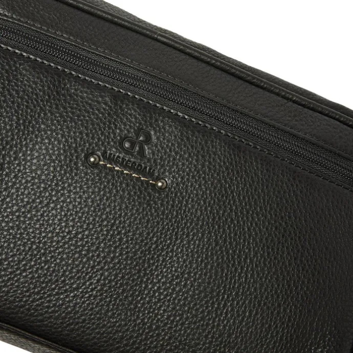 dR Amsterdam Solace Toiletbag black