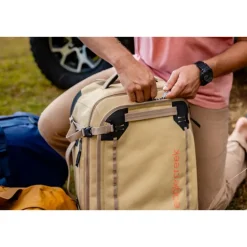 Eagle Creek Gear Warrior XE 4 Wheeled Carry On sand dune