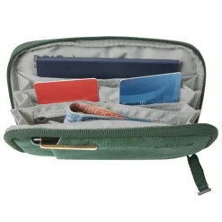 Eagle Creek Stash RFID Passport Wallet grass green