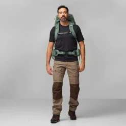 Fjallraven Abisko Trek 48 M-L black
