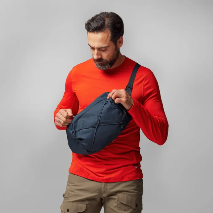 Fjallraven Abisko Trek 65 S-M black