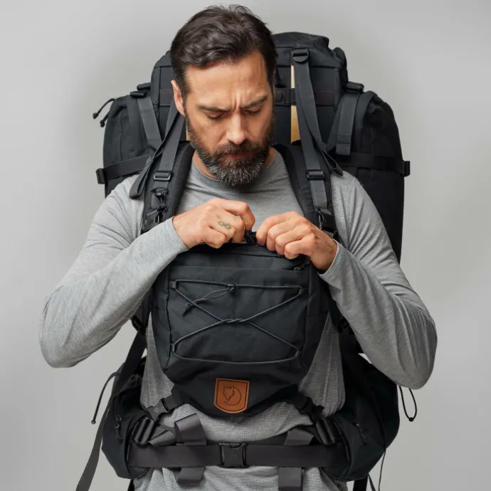 Fjallraven Kajka 65 S/M coal black