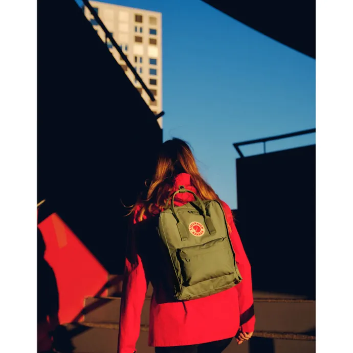 Fjallraven Kanken blackberry