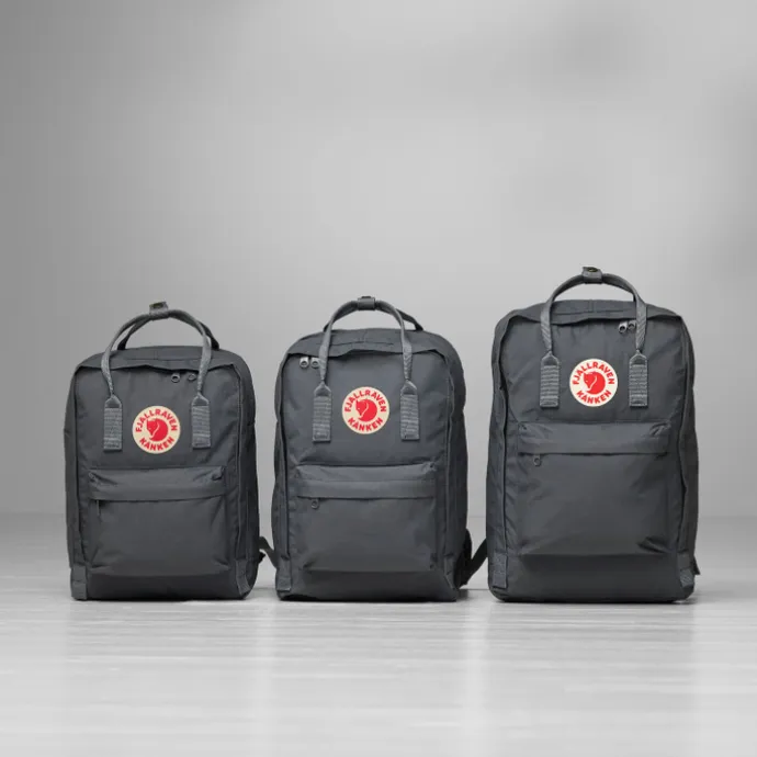 Fjallraven Kanken Laptop 15" blackberry