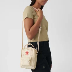 Fjallraven Kanken Sling mint green