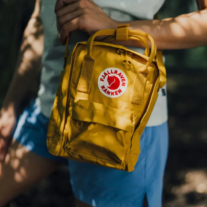Fjallraven Kanken Sling mint green