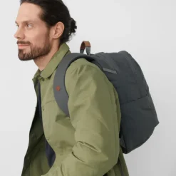 Fjallraven Raven 20 deep patina