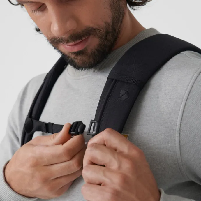 Fjallraven Ulvo Rolltop 30 black