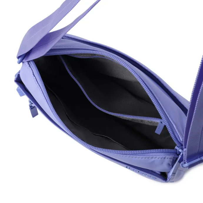 Hedgren Eye RFID Shoulder Bag Medium jacaranda blue