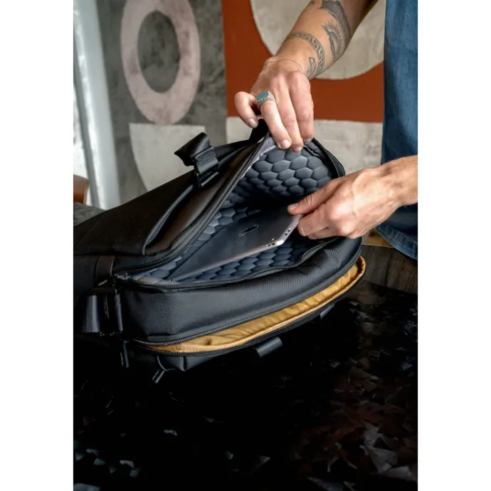 Hedgren Next Byte Schoudertas black