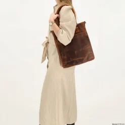 Hide & Stitches Next Navajo Shopper brown