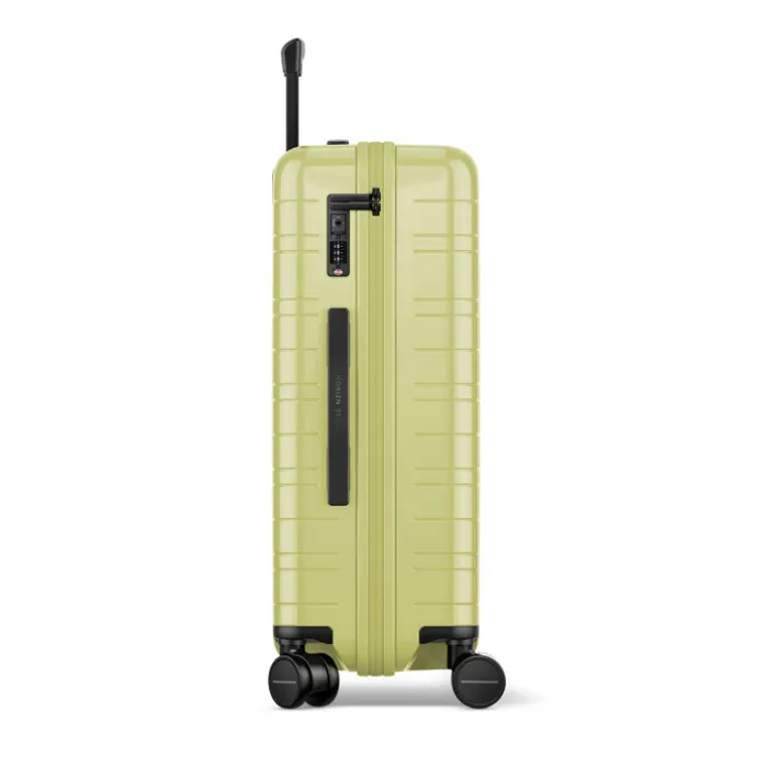 Horizn Studios H6 Essential Check-In Trolley M glossy dusk yellow