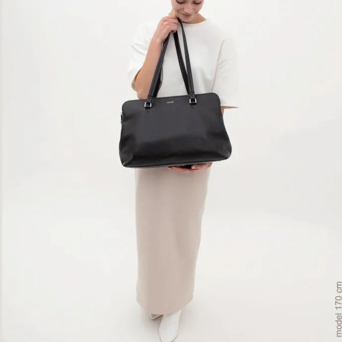 LouLou Essentiels Olivia black