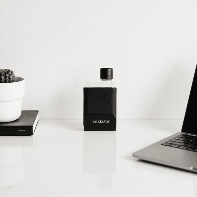 Memobottle A7 OG Bundle black