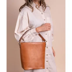 O My Bag Bobbi Bucket Bag Maxi cognac