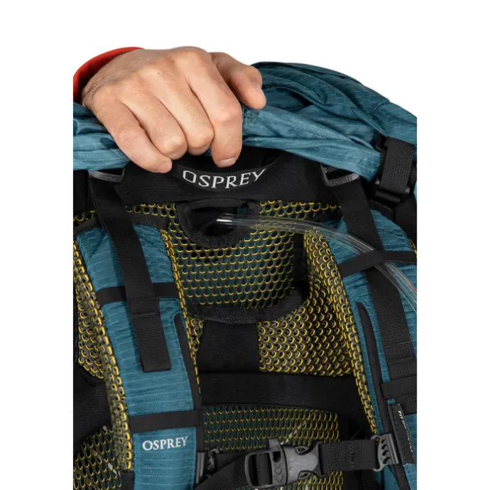 Osprey Atmos AG 50 S/M black