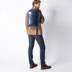 Piquadro Blue Square Computer Backpack with iPad Compartment dark brown