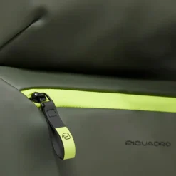 Piquadro C2OW Slim Cabin Spinner 55 verde