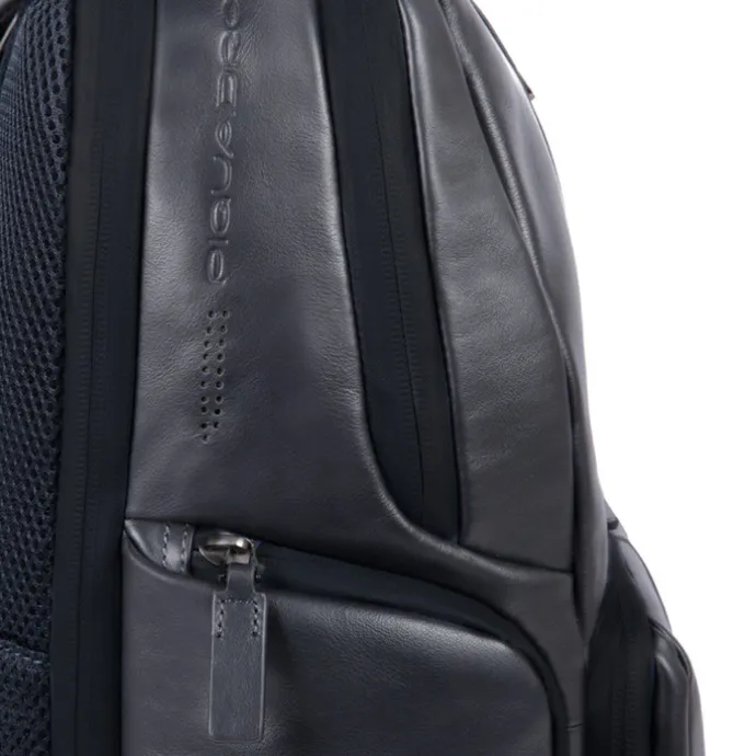 Piquadro Urban Fast-check PC Backpack with iPad Compartment black