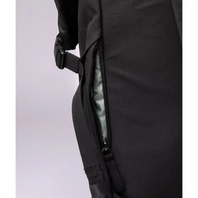 Sandqvist Alfred Backpack black with black webbing