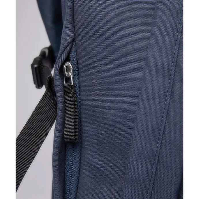 Sandqvist Alfred Backpack navy with black webbing