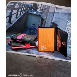Secrid x Sheltersuit Bandwallet TPU black-fuchsia
