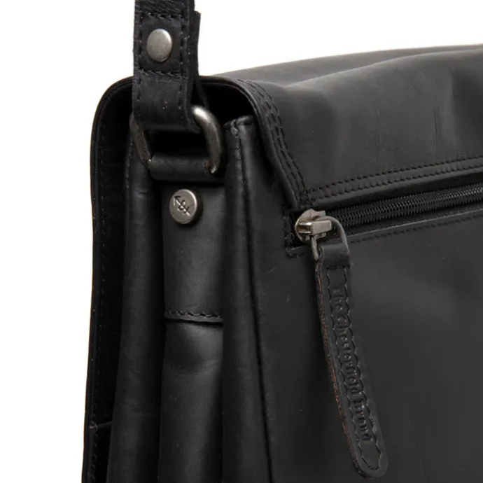 The Chesterfield Brand Laverton Flapoverbag medium black