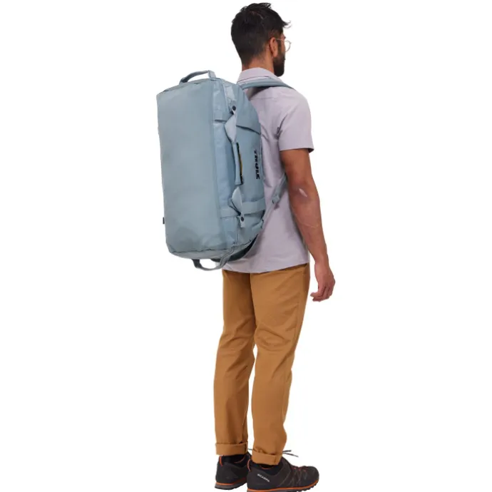 Thule Chasm Duffel 40L pond