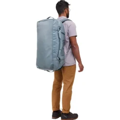 Thule Chasm Duffel 70L pond