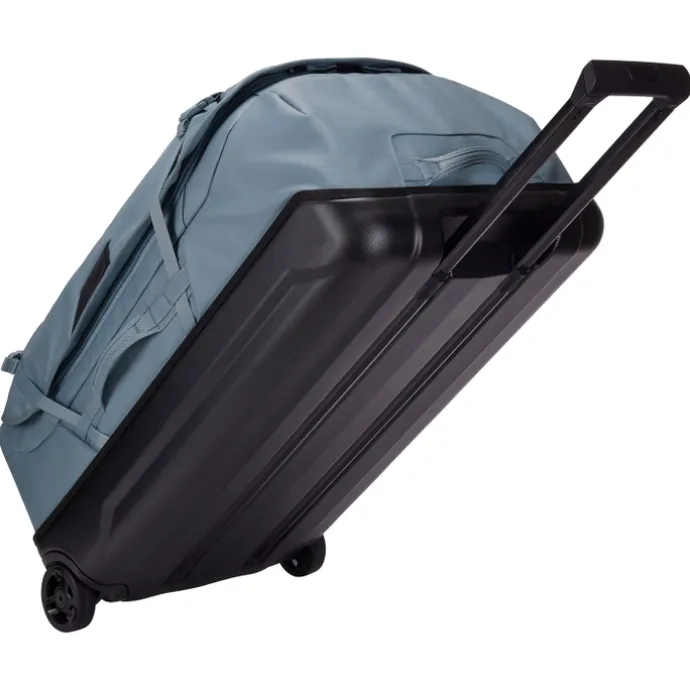 Thule Chasm Rolling Duffel pond