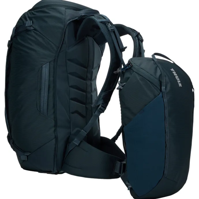 Thule Landmark Travel Pack 70L darkest blue