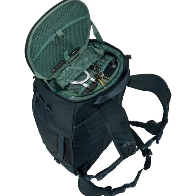 Thule Landmark Travel Pack 60L darkest blue