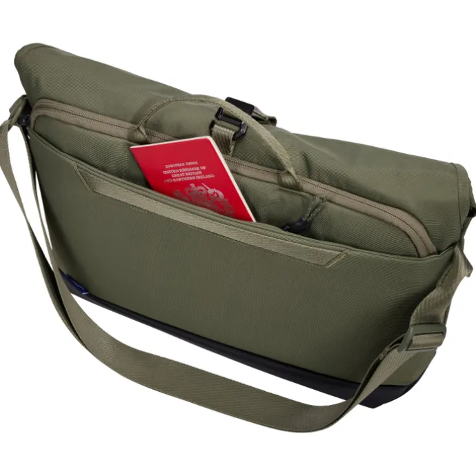 Thule Paramount Crossbody 14L soft green