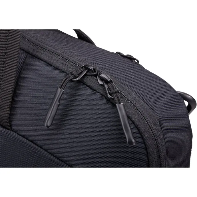 Thule Subterra 2 Attache 16" black