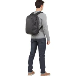Thule Tact Backpack 21L black