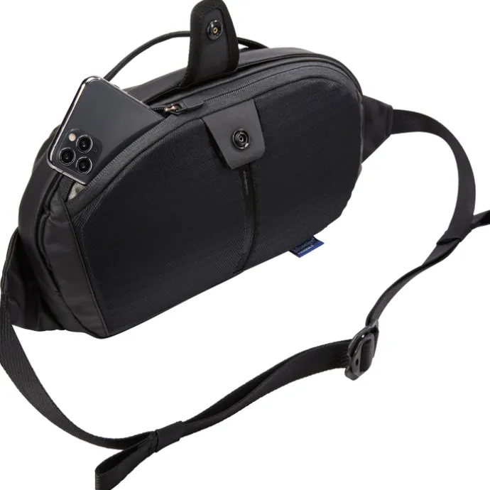 Thule Tact Crossbody 5L black